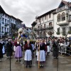 En Casa Rural Utxunea vivimos Olentzero.En la tierra vasca nuestro misterioso y mítico personaje es OLENTZERO, un carbonero borrachín que tiene su morada en nuestro País del Bidasoa. Aunque en los últimos 50 años se ha expandido por toda Euskalerria, la tradición de Olentzero se mantuvo desde la remota antigüedad hasta nuestros días gracias a nuestros pueblos del País de Bidasoa, especialmente Lesaka, que la han transmitido generación tras generación.